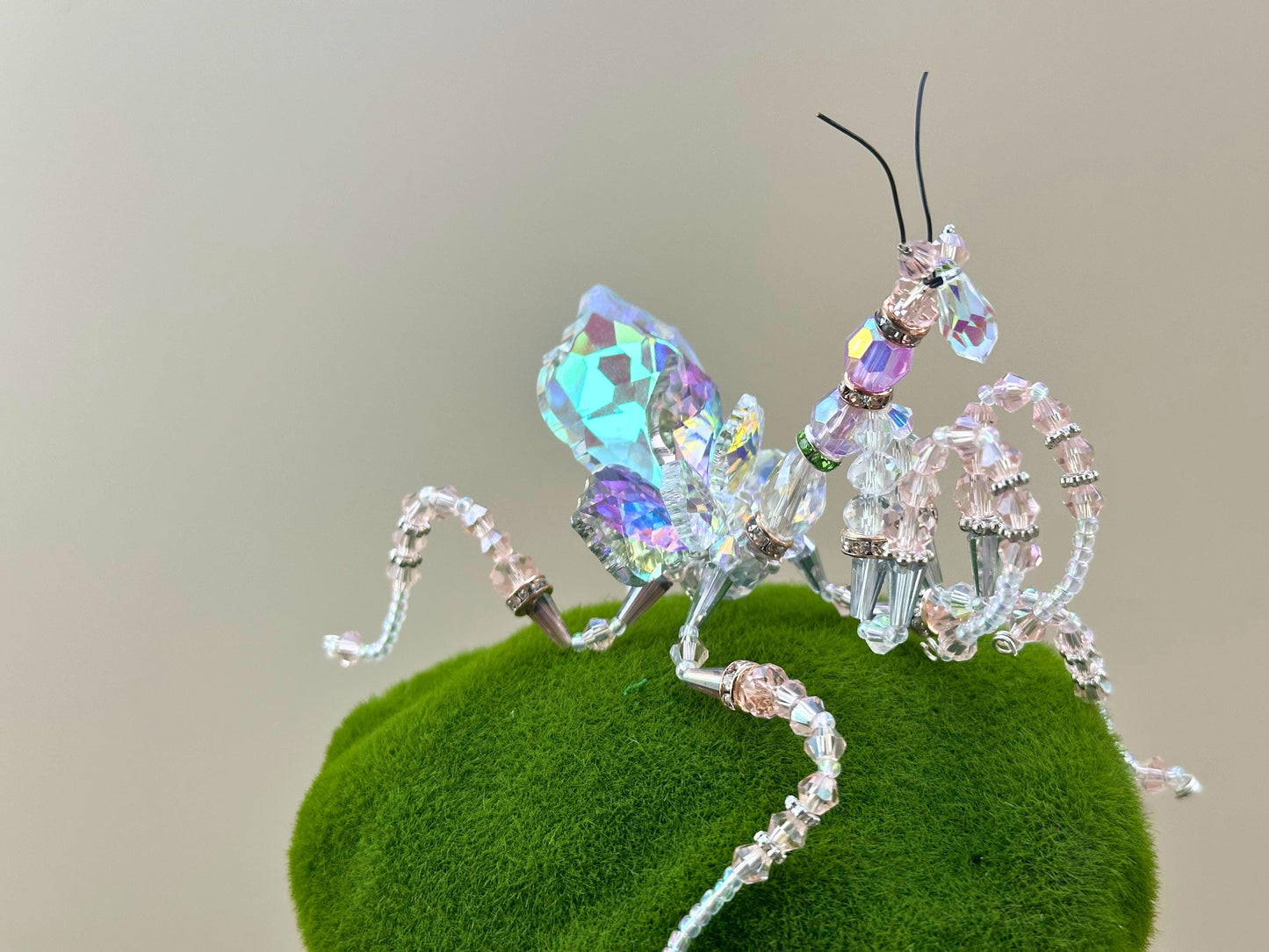 Orchid Mantis Suncatcher DIY Kit - Create Your Own Unique Insect Decor