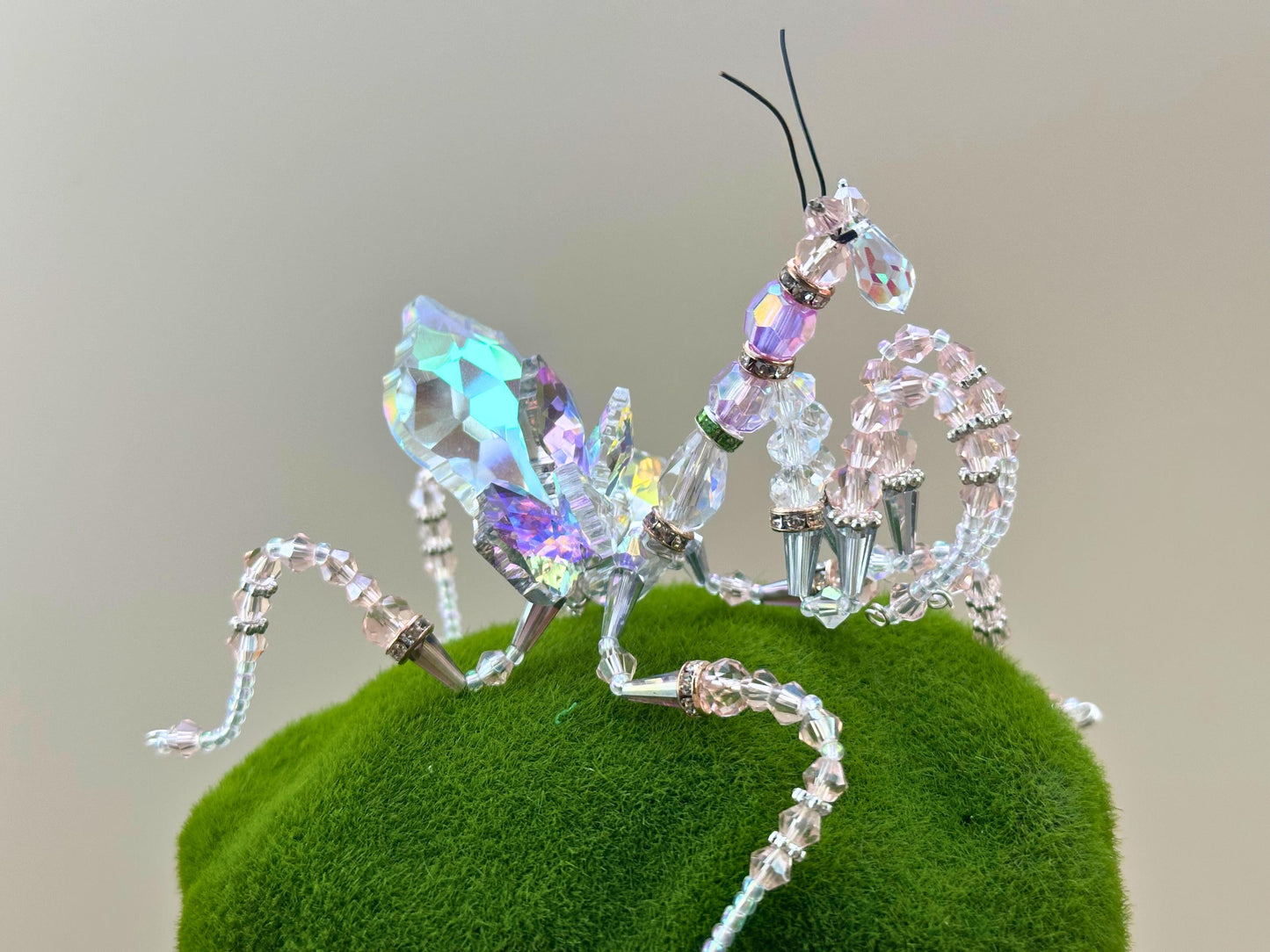 Orchid Mantis Suncatcher DIY Kit - Create Your Own Unique Insect Decor