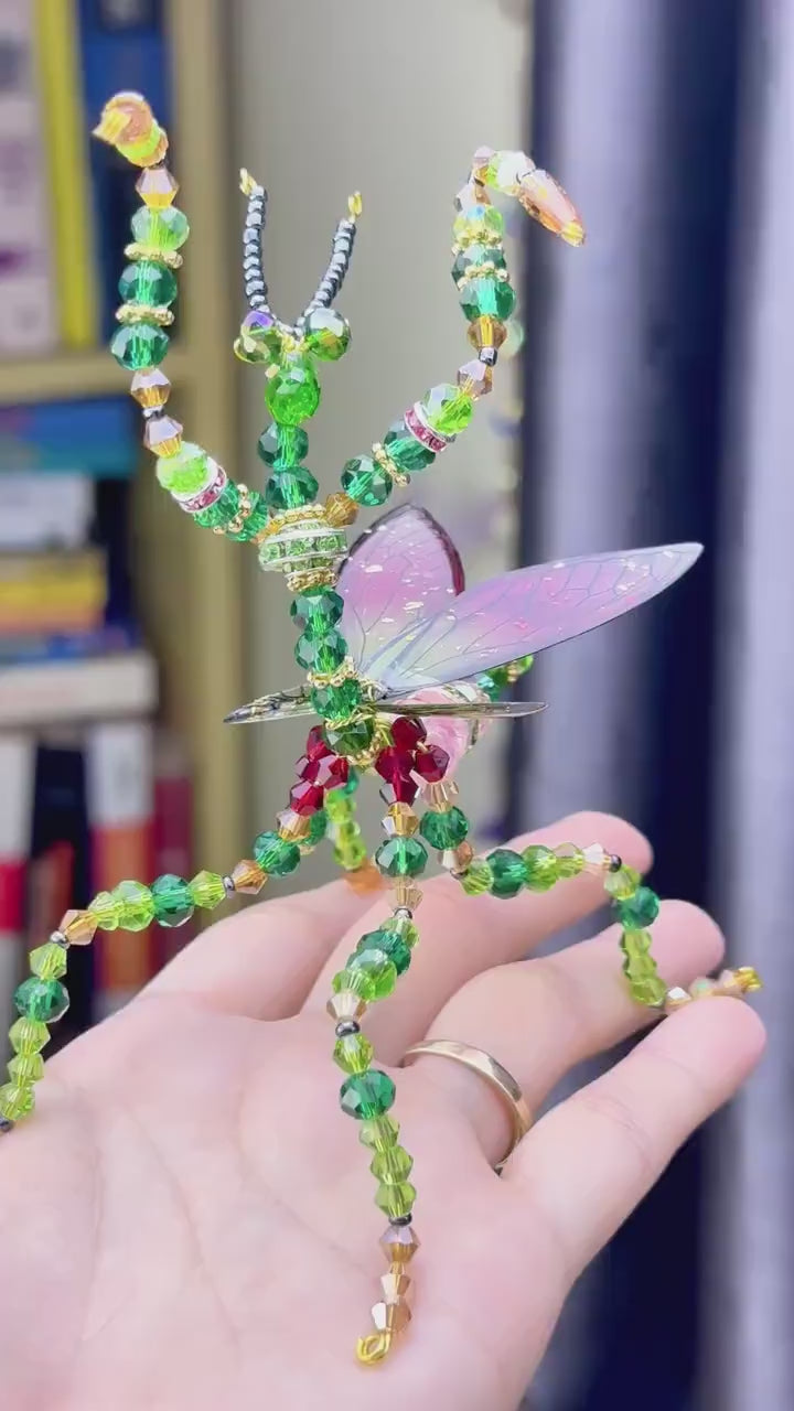 Mantis Suncatcher DIY Kit - Fun and Creative Craft Project for All Ages